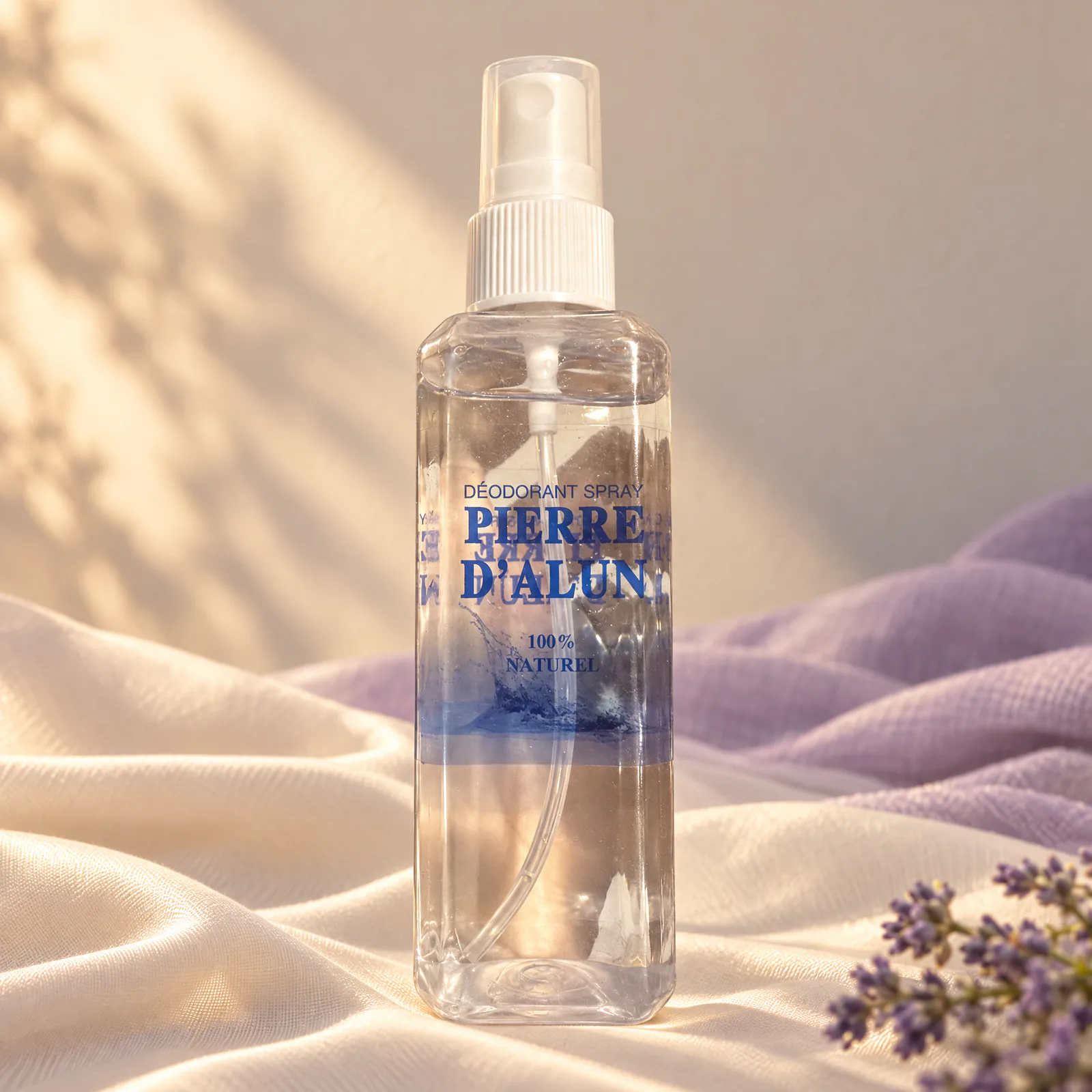 Flacon transparent de déodorant spray à la pierre d’alun, pompe blanche